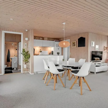 Awesome In With 3 Bedrooms And Wifi 2 Casa vacanze